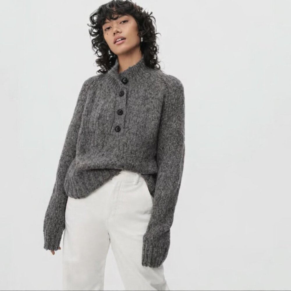 Everlane Alpaca Loft Henley Sweater Size M